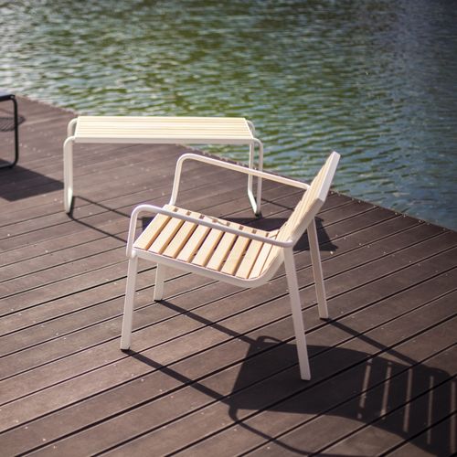 Moderner Sessel für den urbanen Raum - STACK - mmcité street furniture - Holz / galvanisiertem Stahl / Stoff