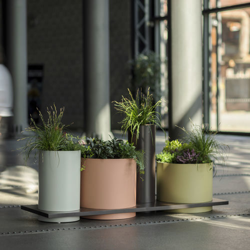 Pflanzkübel / galvanisiertem Stahl - POLYS - mmcité street furniture - Aluminium / rund / modulierbar