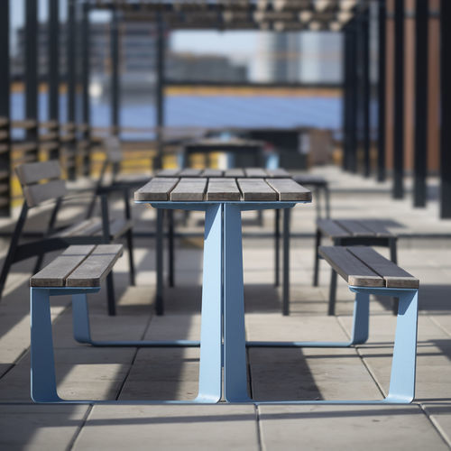 Moderner Picknicktisch - RAUTSTER - mmcité street furniture - Holz / Stahl / HPL
