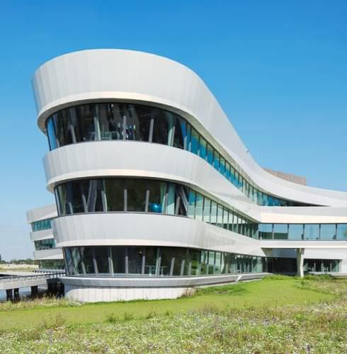 Paneel-Fassadenverkleidung - EURAMICA ONYX PURE WHITE GOLD - EURAMAX COATED PRODUCTS - Verbundwerkstoff / Aluminium / glatt