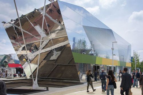 Paneel-Fassadenverkleidung - MIRRORLITE - EURAMAX COATED PRODUCTS - Verbundwerkstoff / Aluminium / reflektierend