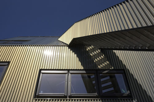 Profiliertes Metallblech - EURAMAX COATED PRODUCTS - Stahl / für Fassadenverkleidung