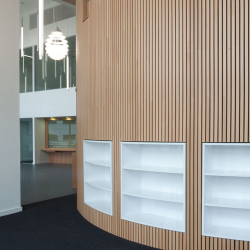 Wandmontierte Akustikplatte - RIBBA - Ah Produkter - MDF / rechteckig / für Büro