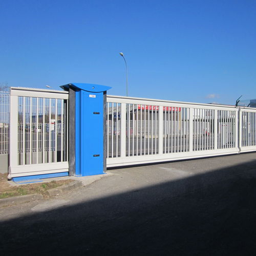 Selbsttragendes Tor - ULMALU® 800 CLASSIC 35 - TGO (TRAVAUX GENERAUX DE L'OUEST) - rechts / links / Aluminium