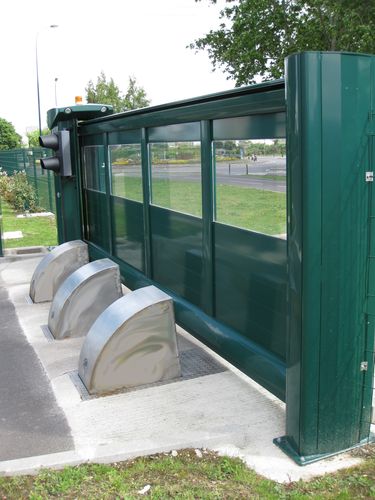 Road-blocker Durchfahrtssperre - ULMABLOC - TGO (TRAVAUX GENERAUX DE L'OUEST)
