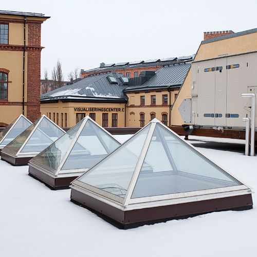 Oberlicht für Dachterrasse - FE PYRAMIDE - LAMILUX Heinrich Strunz GmbH - für Lüftung / für Gebäuderenovierung / mit Doppelverglasung