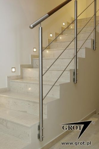 Stahlgeländer - B1 1 - GROT - mit Stangen / für den Innenraum / für Treppen