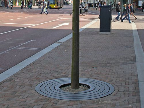 Rundes Baumgitter - SAMBER - ANAE street furniture - Gusseisen