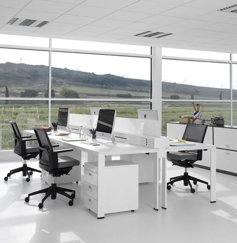Schreibtisch für Open Space - DUBLO - Dynamobel - bodenstehend / individuell / modern