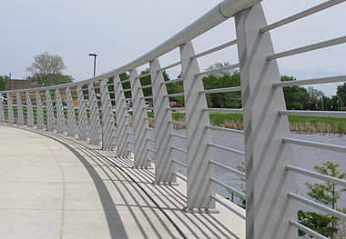 Edelstahlgeländer - SEA RAIL - TUTTLE RAILING - Aluminium / mit Stangen / für Außenbereich
