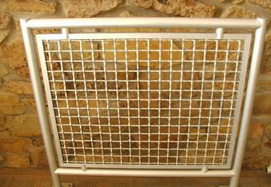 Edelstahlgeländer - CLIP RAIL - TUTTLE RAILING - Aluminium / Maschendraht / für den Innenraum