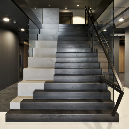 High-End-Treppe - BUKO, BEVERWIJK - EeStairs - gerade / Metallstufen / mit Stahlstruktur
