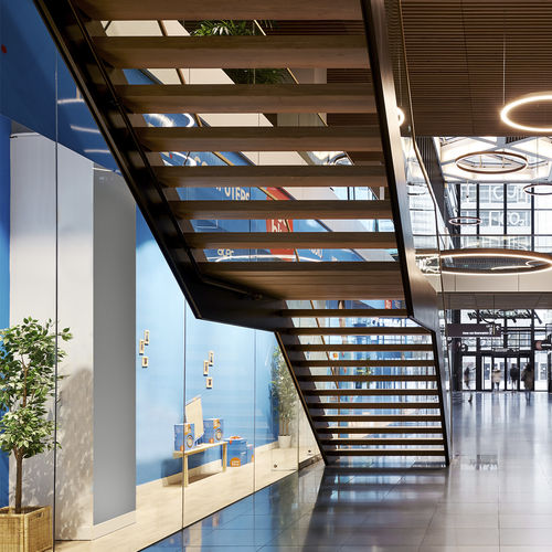 High-End-Treppe - NEW BABYLON, DEN HAAG - EeStairs - gerade / Holzstufen / mit lackierter Stahlstruktur