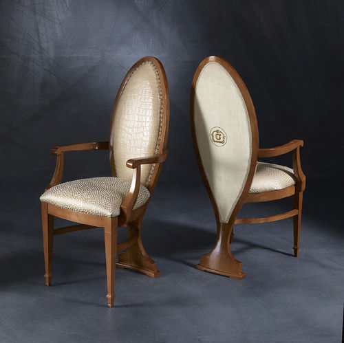 Klassischer Stuhl - SE45 - CARPANELLI - Leder / mit Fußgestell aus Holz