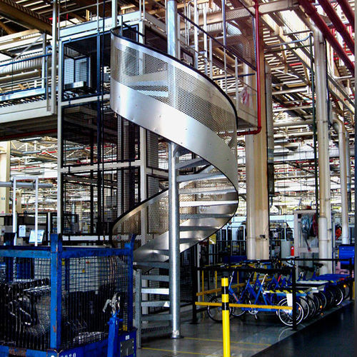 Gerade Zugangstreppe - Coutier Industrie - Wendel / mit Stufen aus verzinktem Stahl / mit Struktur aus verzinktem Stahl