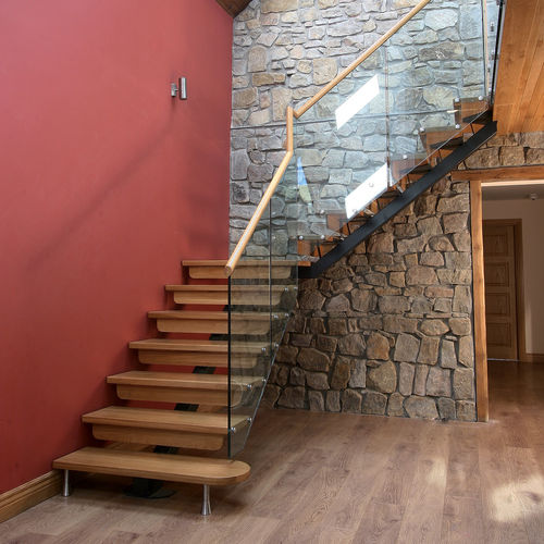 Gerade Treppe - GERANIO P - New Living srl - viertelgewendelt / Holzstufen / mit Stahlstruktur
