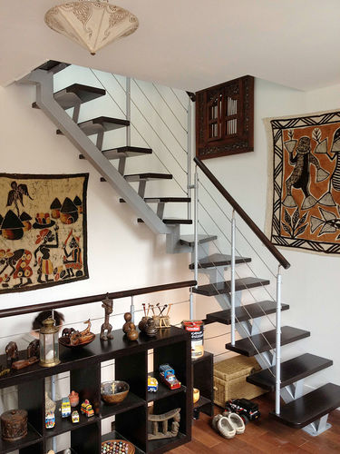 Viertelgewendelte Treppe - GERANIO G - New Living srl - Holzstufen / mit Stahlstruktur / modern