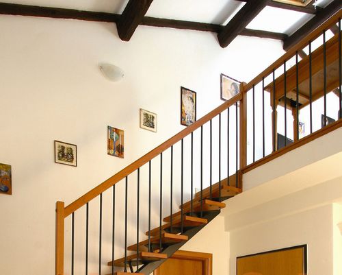 Viertelgewendelte Treppe - GERANIO E  - New Living srl - Holzstufen / mit Stahlstruktur / modern