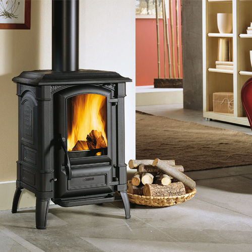 Holz-Kaminofen - GIULIETTA X - La Nordica-Extraflame - 5 kW...10 kW / traditionell / Gusseisen