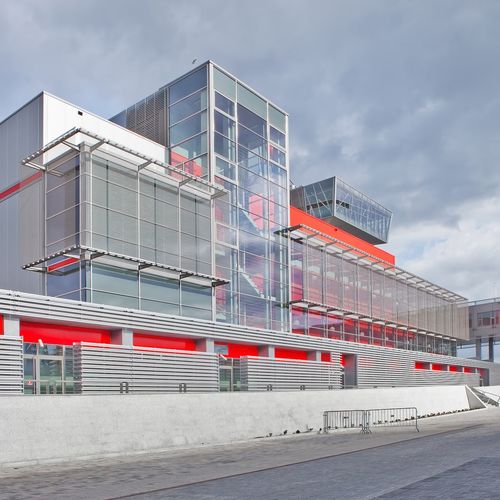 Stahlfassadensystem - Progress Architecture - Edelstahl / Sichtschutz / Sonnenschutz