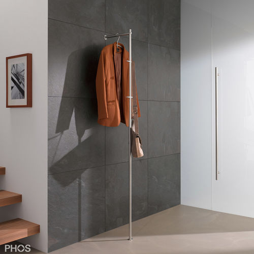 Bodenstehender Garderobenständer - GL1 - PHOS Design GmbH - wandmontiert / minimalistisches Design / gebürsteter Edelstahl