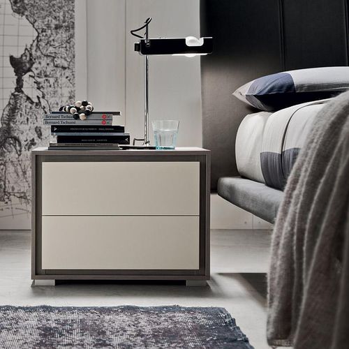 Moderner Nachttisch - GRIP - Maronese - lackiertes Holz / Esche / rechteckig