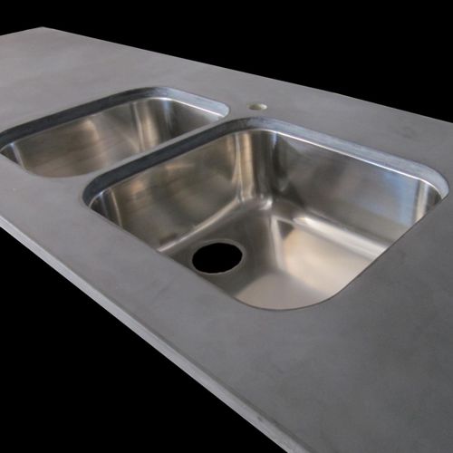 Doppelbeckenspüle - BALIAN BETON Atelier - mit Abtropffläche / Edelstahl / Monoblock