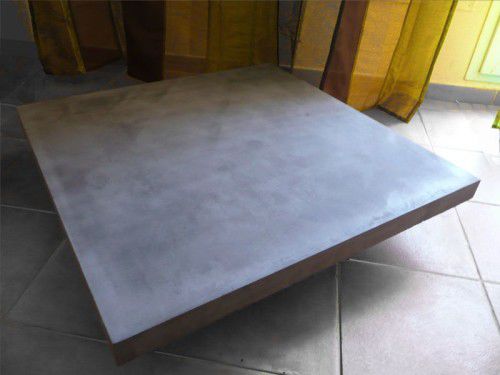 Moderner Couchtisch - SQUARE - BALIAN BETON Atelier - Holz / UHPC Ductal© Beton / quadratisch
