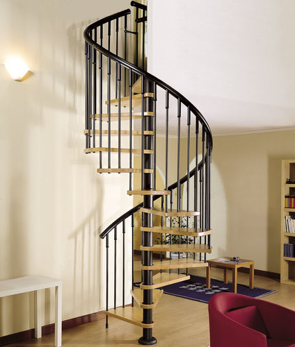 Wendeltreppe - EA7 - CAST DESIGN - Holzstufen / für Privatgebrauch / für den Innenraum