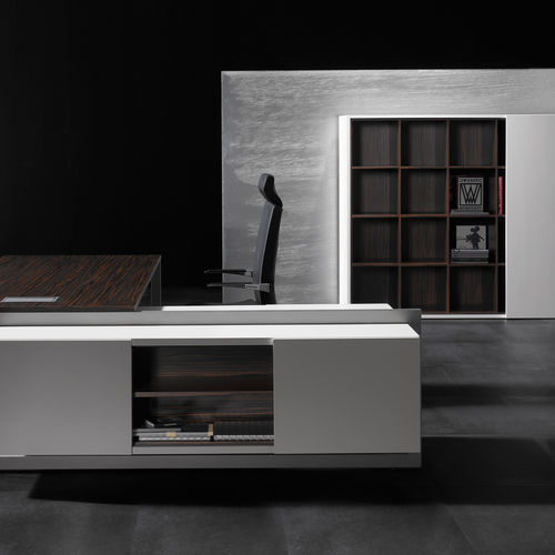 Hoher Aktenschrank - VEKTOR - Forma 5 - Holzfurnier / mit Schubladen / mit Schiebetür