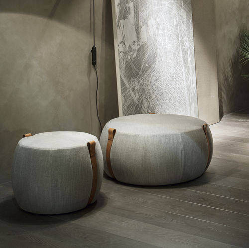 Modernes Sitzkissen - NOTCH - LEMA Home - Stoff / Leder / rund