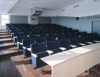 Moderner Auditoriumsessel - NESTLE - Getama Danmark - Textil / für Gewerbegebrauch