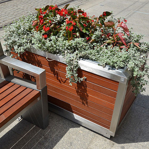 Holz-Pflanzkübel - BOSTON  - Komserwis Sp. z o.o. - Edelstahl / Aluminium / aus lackiertem Stahl