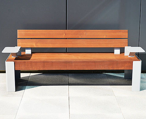 Moderne Bank für den öffentlichen Raum - LIDO - Komserwis Sp. z o.o. - Holz / aus lackiertem Stahl / mit Rückenlehne