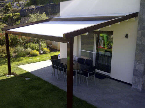 Angebaute Pergola - A2 COMPACT - KE Outdoor Design - Aluminium / Stoff / mit Stoffüberdachung