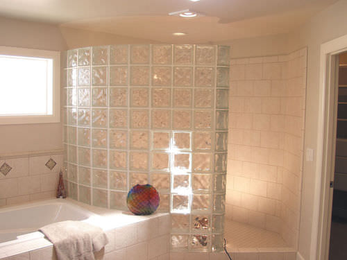Gebogener Glasbaustein - HEDRON® LX CORNER - DECORA® - Pittsburgh Corning - Struktur