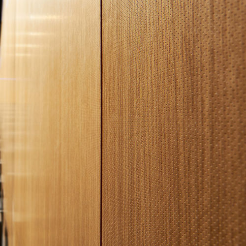 Akustikplatte für Decke - Decustik - Holz / rechteckig / perforiert