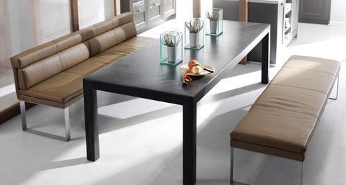 Moderne Polsterbank - MENU - Machalke - Leder / mit Rückenlehne / beige