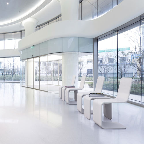 Moderner Besucherstuhl - ROGER - BELLITALIA - für den Innenraum / für Außenbereich / aus ultrahochfestem faserbewehrtem Beton (UHPC)