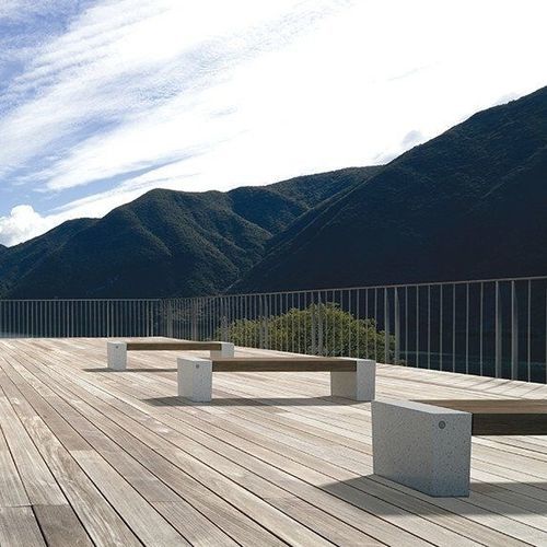 Moderne Bank für den öffentlichen Raum - ERACLEA W - BELLITALIA - Holz / Kunststein / ohne Rückenlehne