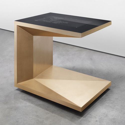 Moderner Arbeitstisch - M.POD - Steininger Designers - Hartglas / Gestell aus Stahl / Gestell aus Messing