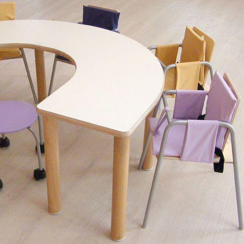 Standard-Hochstuhl - MI 609 - CAMILLO SIRIANNI SAS - für Kindergarten / Holz / Metall