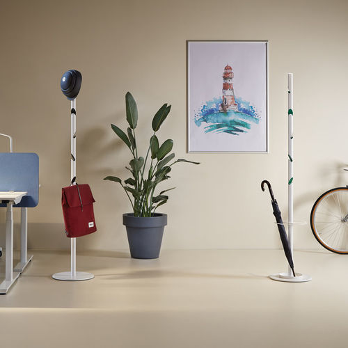 Bodenstehender Garderobenständer - PADOVA  - Made Design Barcelona - modern / lackiertes Metall / mit integriertem Regenschirmständer