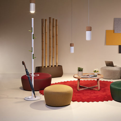Bodenstehender Garderobenständer - TORINO - Made Design Barcelona - modern / Blech / für Gewerbegebrauch
