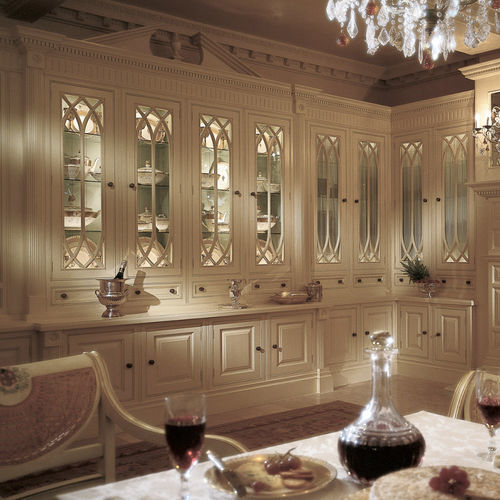 Klassischer Geschirrschrank - ORNAMENTAL - Clive Christian - Holz