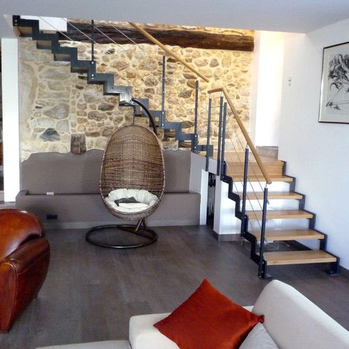 Viertelgewendelte Treppe - FERRO : 5025 - Créateur d'escaliers Treppenmeister - Holzstufen / mit Metallstruktur / für Privatgebrauch