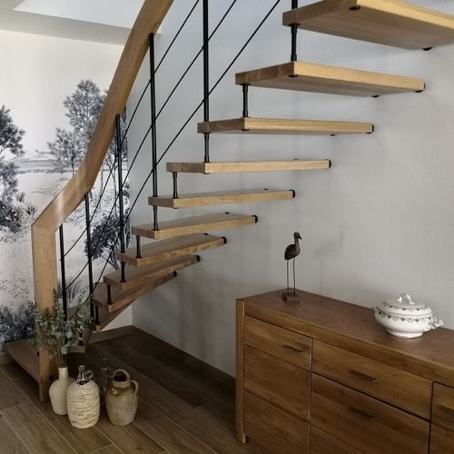 Kragarmtreppe - Systemtreppe - Créateur d'escaliers Treppenmeister - gerade / viertelgewendelt / Holzstufen