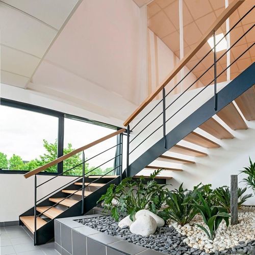 Gerade Treppe - LOFT - Créateur d'escaliers Treppenmeister - Holzstufen / Metall / Holz