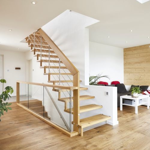 Gerade Treppe - Créateur d'escaliers Treppenmeister - Holzstufen / Holz / für Privatgebrauch