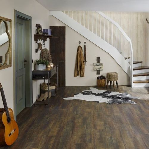Einbaukleiderschrank - Créateur d'escaliers Treppenmeister - modern / Holz / mit Schwingtür